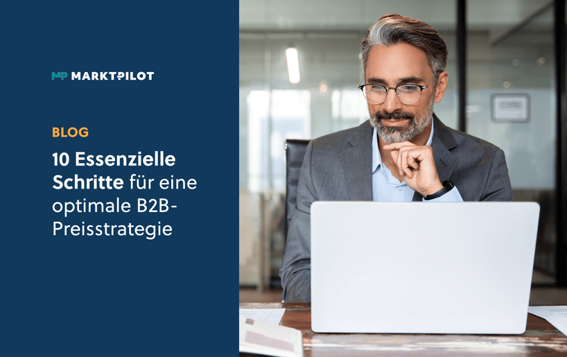 Mann im Anzug recherchiert am Laptop B2B-Preisstrategien
