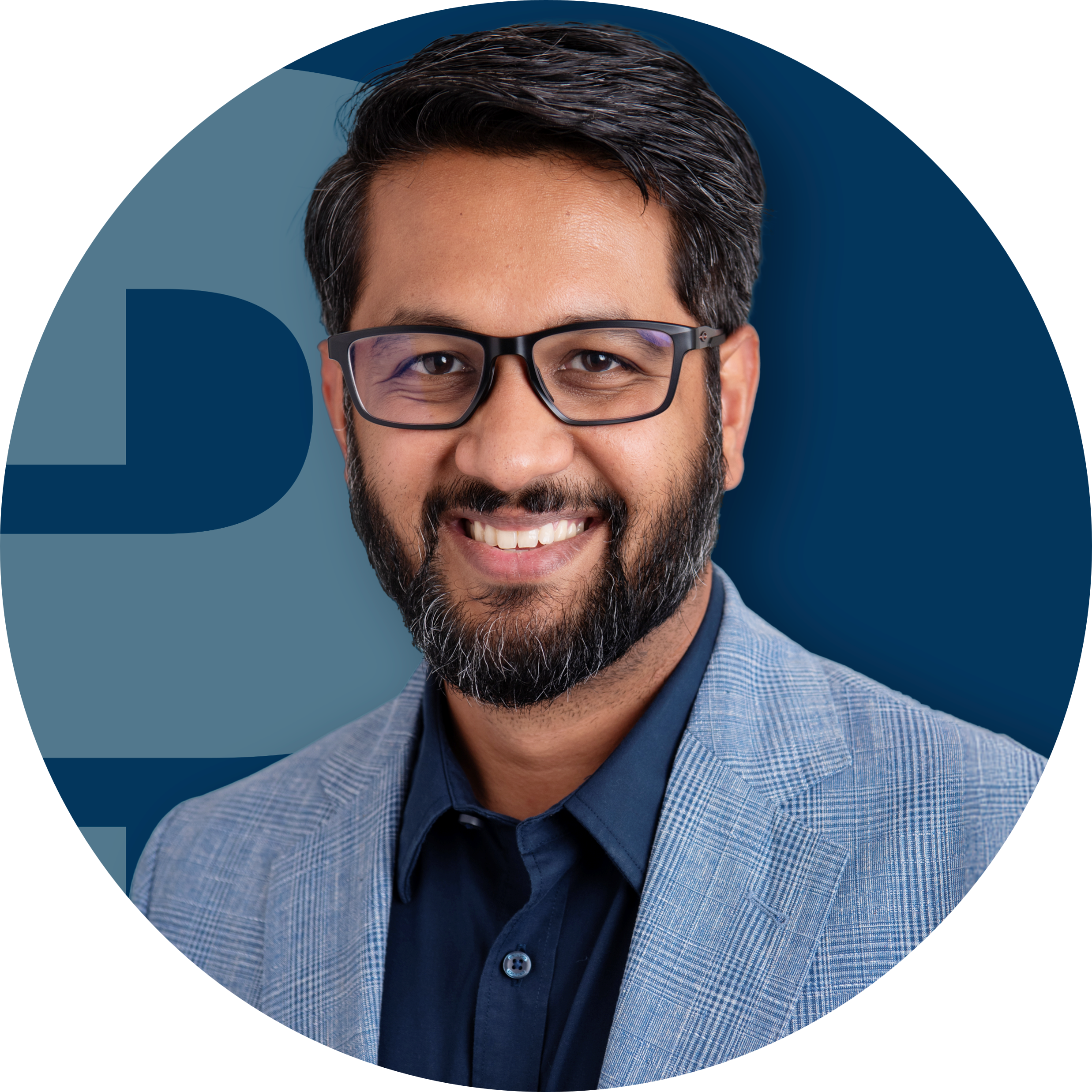 Portait Anurag Garg, Chief Product & Technology Officer, MARKT-PILOT_BG_circle