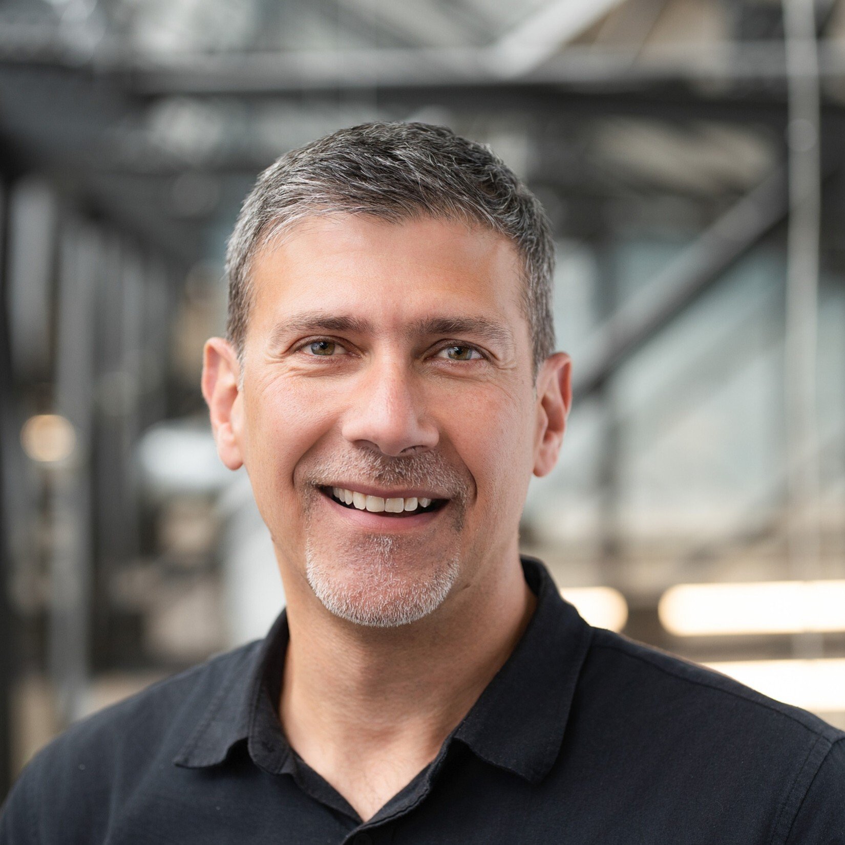 Portrait Al Melhim, Senior Director of Business Intelligence, AEM